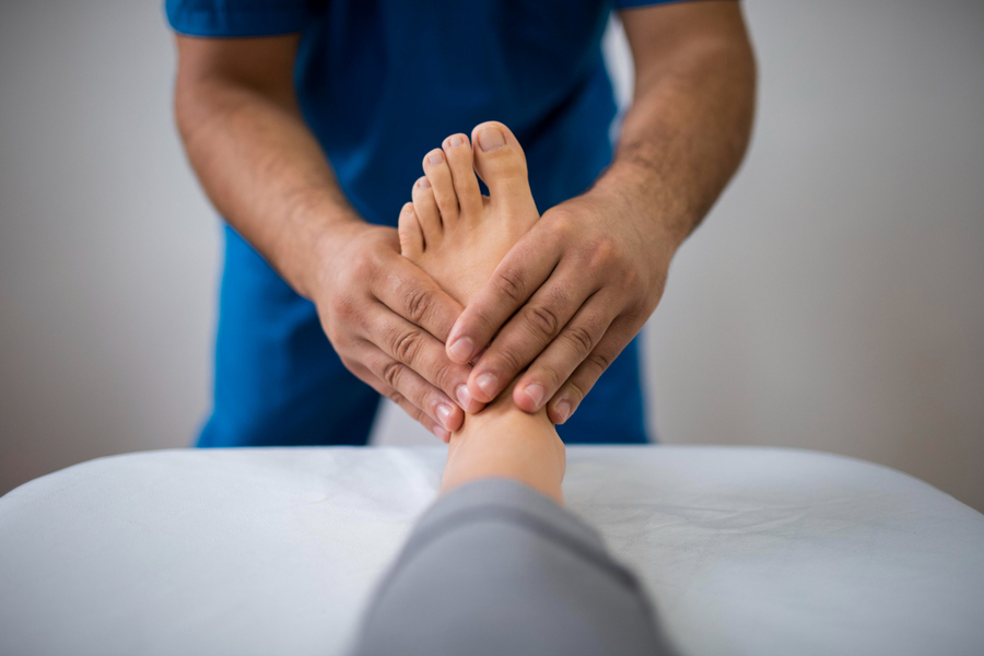 How a Foot Pain Specialist Can Help You Avoid Surgery