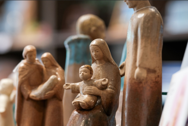 What Buyers Mention Most When Reviewing Christian Gifts for Comfort and Encouragement